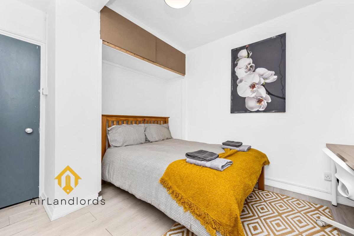Fantastic 4 Bedroom In Russell Square Appartamento *